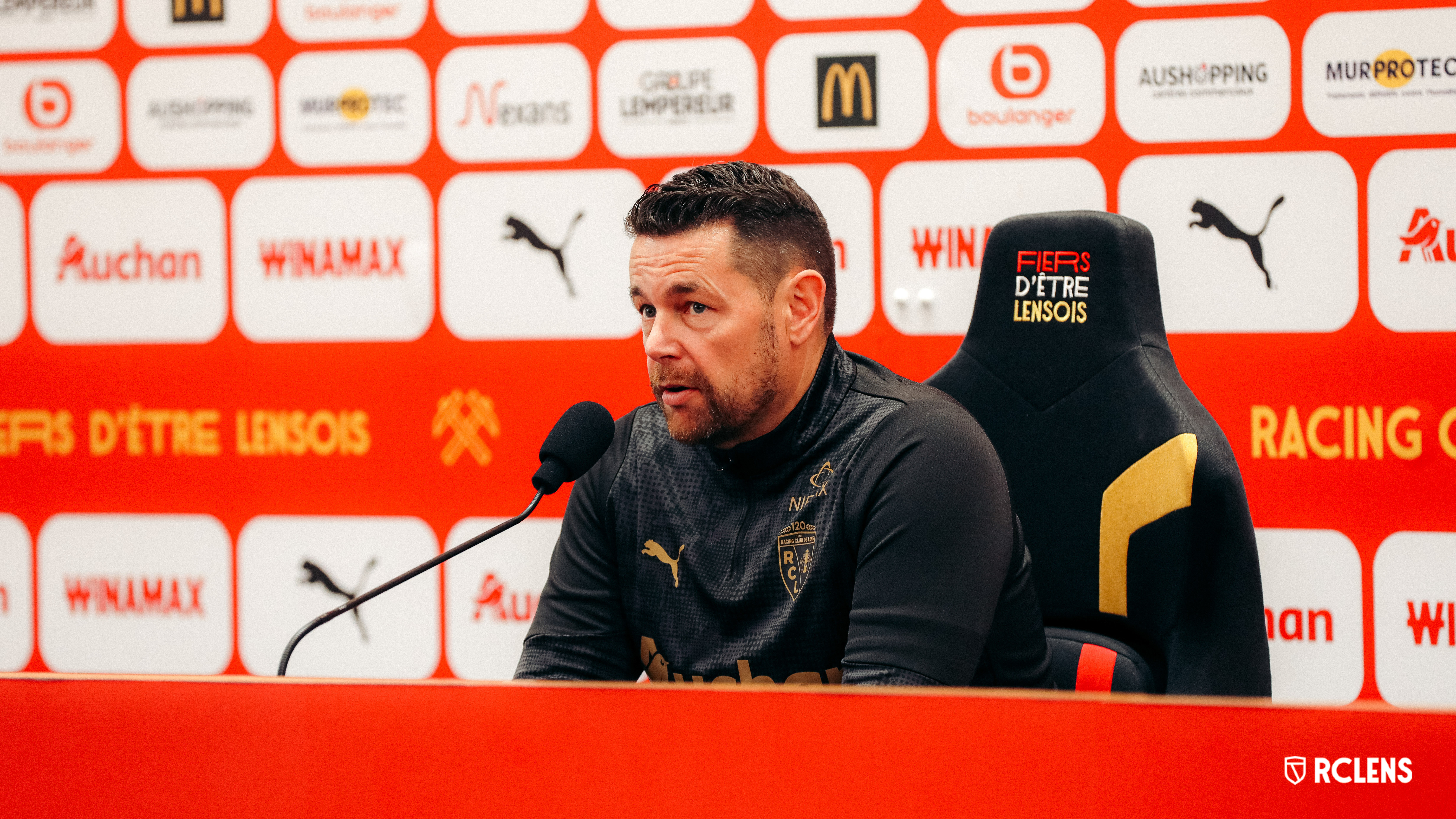 Conference_de_presse_pierre_sage