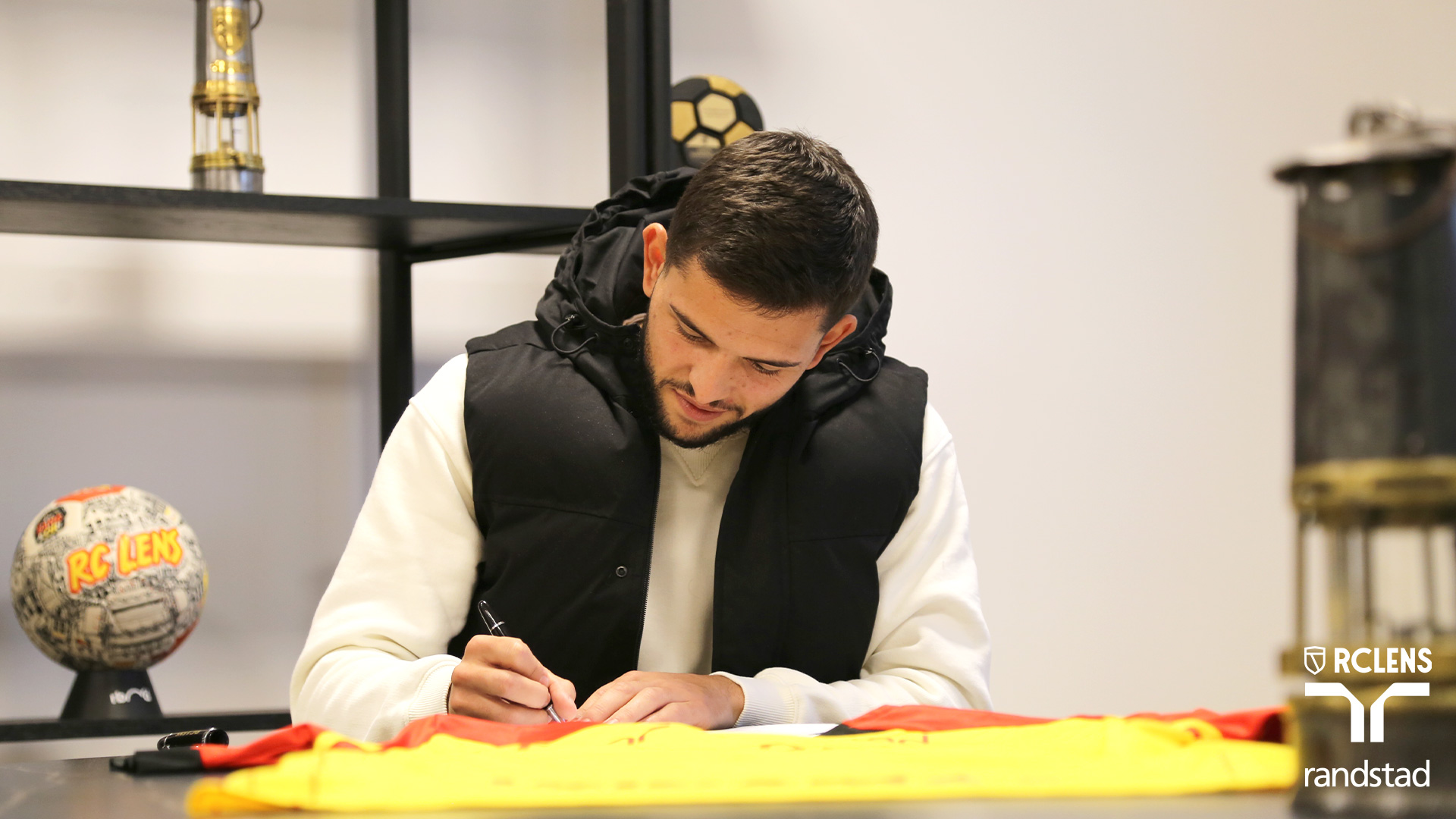 Julien Le Cardinal, nouvel atout défensif Julien Le Cardinal, nouvel atout défensif