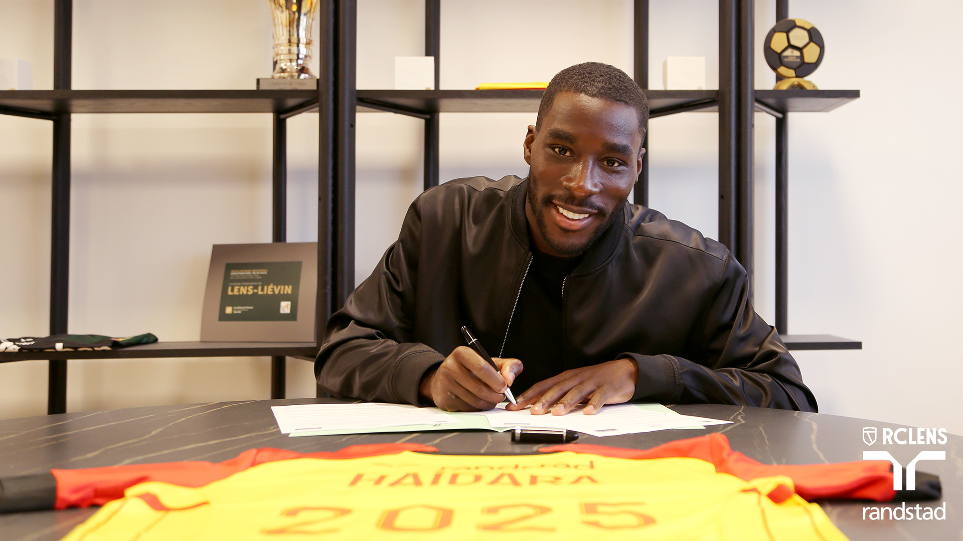 Massadio Haïdara jusqu'en 2025 RC Lens