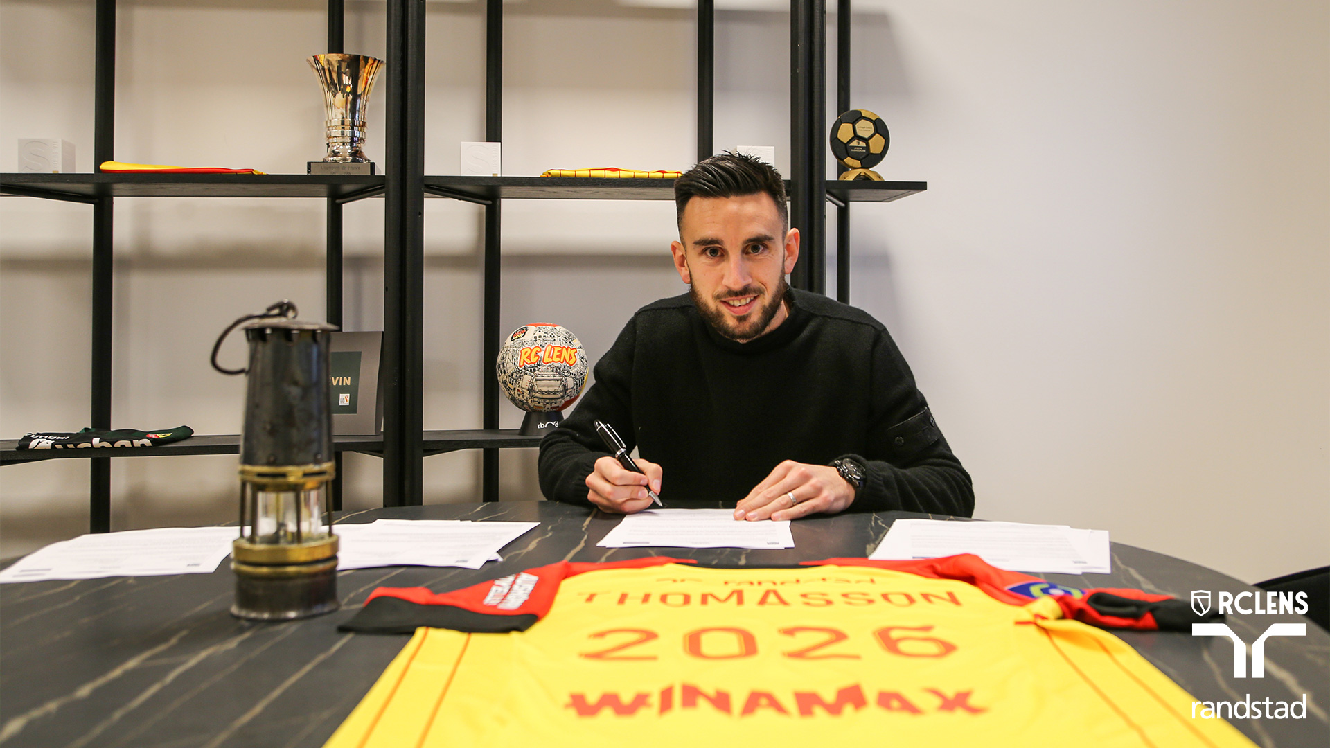 Adrien Thomasson, le juste milieu Adrien Thomasson, le juste milieu