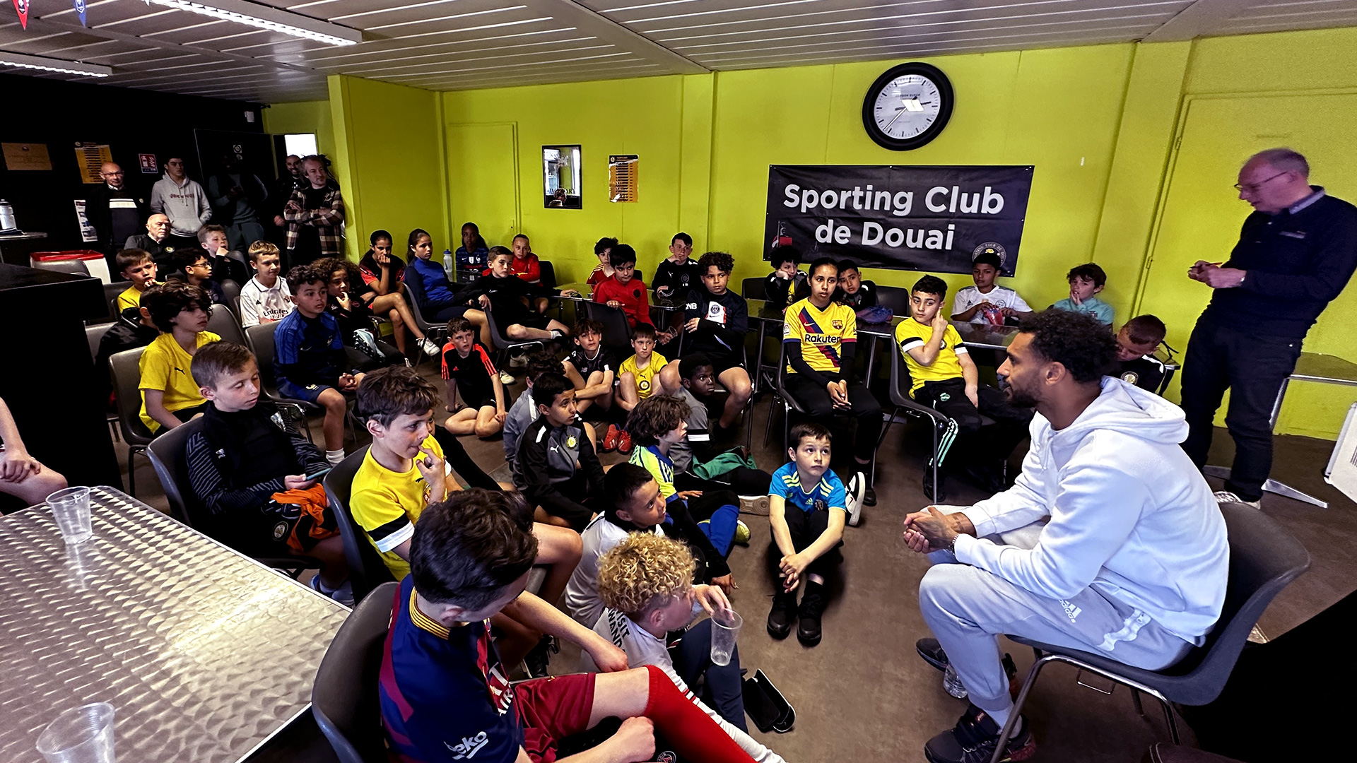 Angelo Fulgini SC Douai visite Ecole de Fooball Angelo Fulgini SC Douai visite Ecole de Fooball
