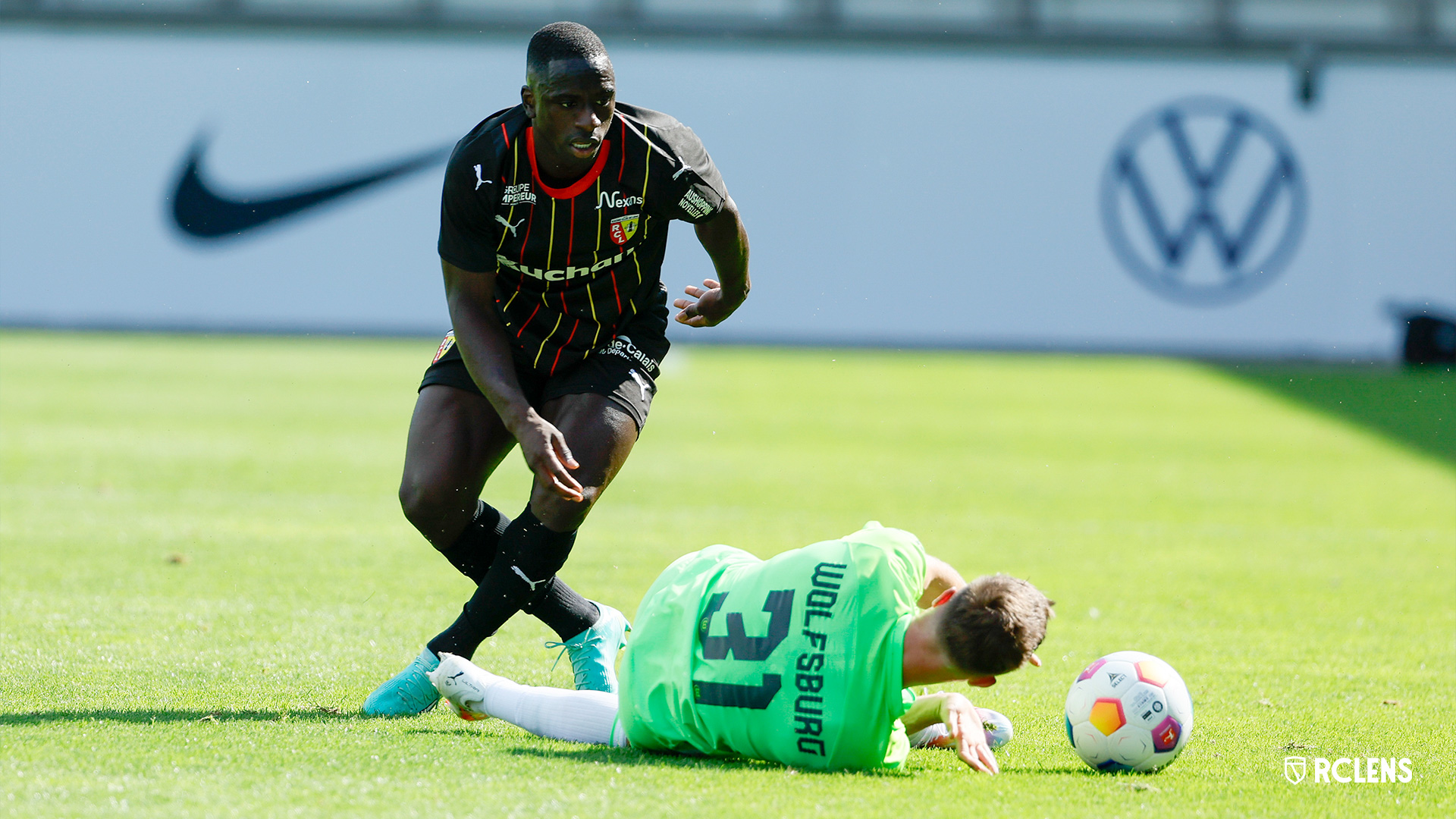 VfL Wolfsburg-RC Lens Deiver Machado VfL Wolfsburg-RC Lens Deiver Machado