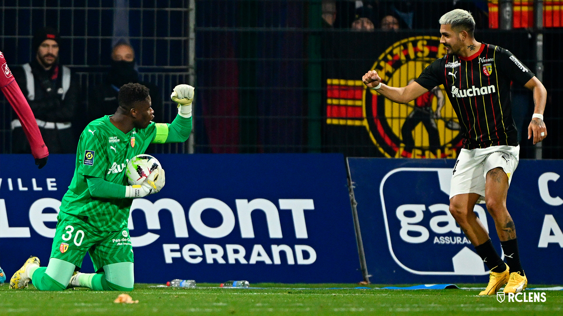 Clermont Foot 63-RC Lens : Brice Samba et Facundo Medina Clermont Foot 63-RC Lens : Brice Samba et Facundo Medina