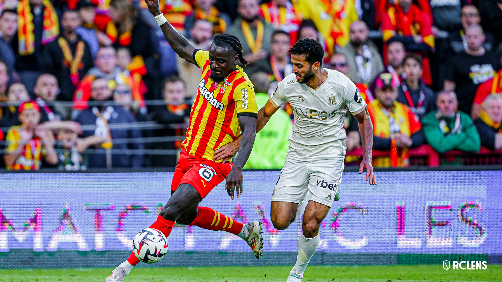 RC Lens-OGC Nice : l'après-match Le Houilleur M'Bala Nzola RC Lens-OGC Nice : l'après-match Le Houilleur M'Bala Nzola