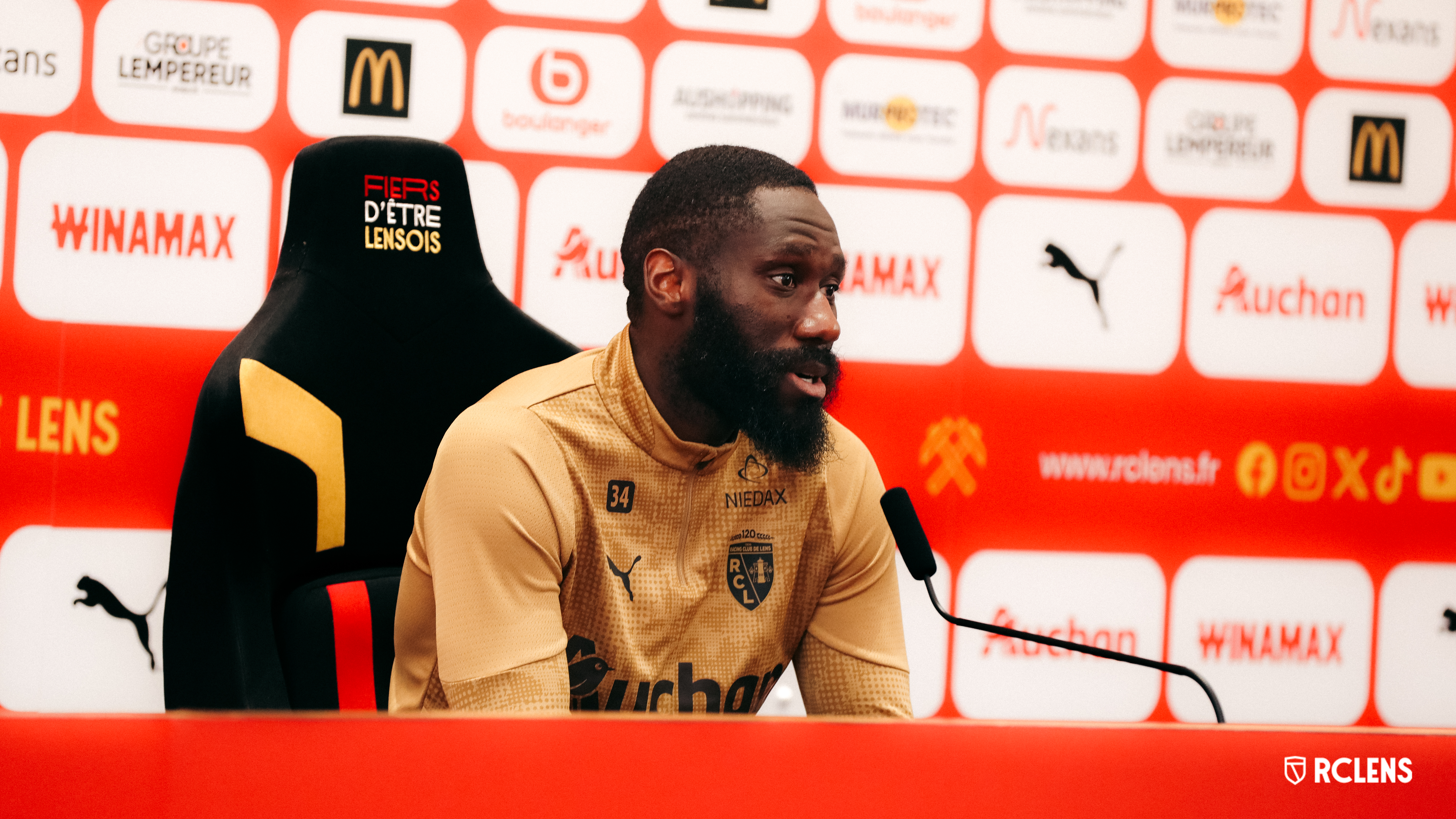 Avant Olympique Lyonnais-RC Lens : Arthur Masuaku Avant Olympique Lyonnais-RC Lens : Arthur Masuaku