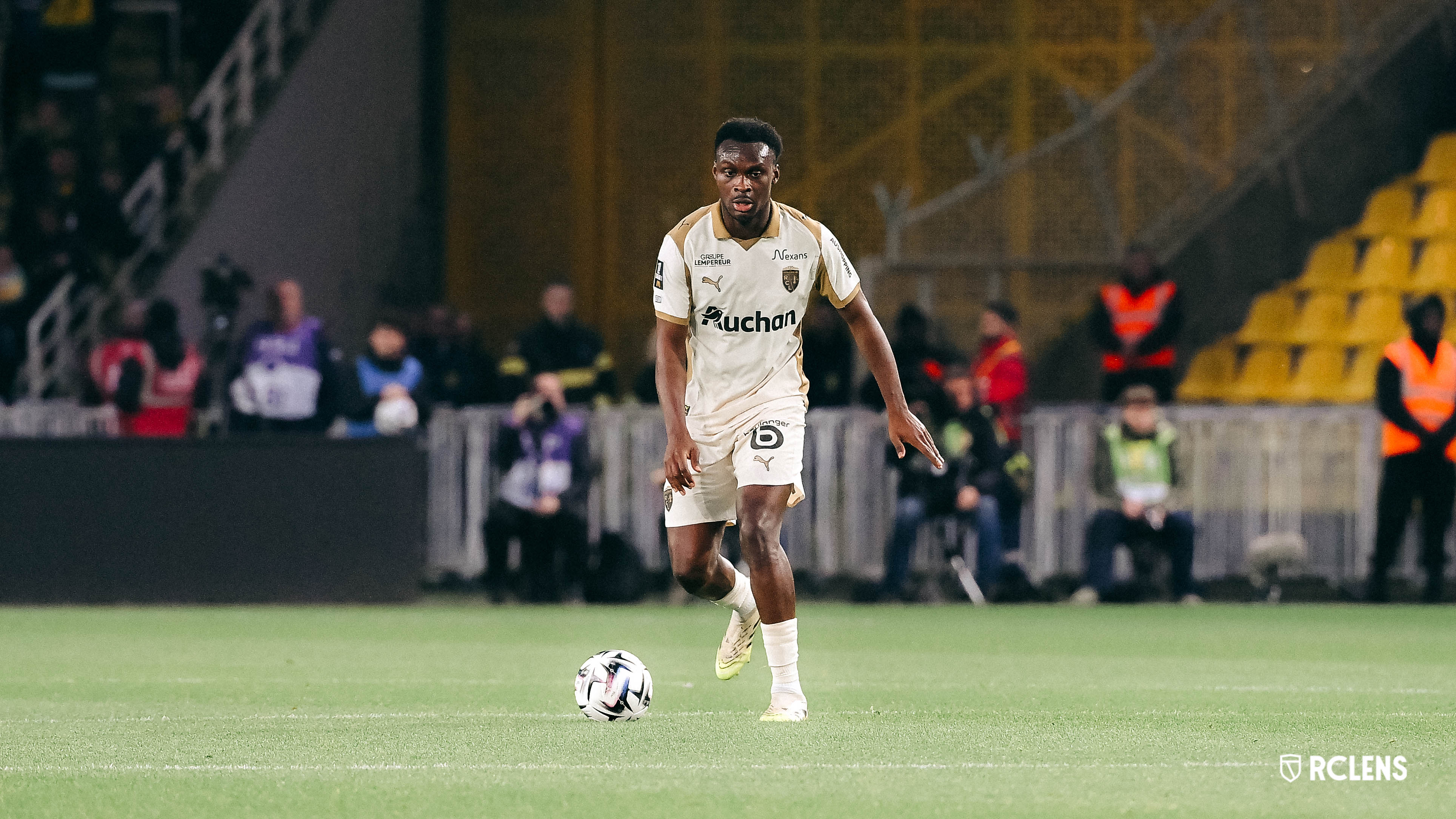 à la lampe sochaux-lens : Samson Baidoo à la lampe sochaux-lens : Samson Baidoo