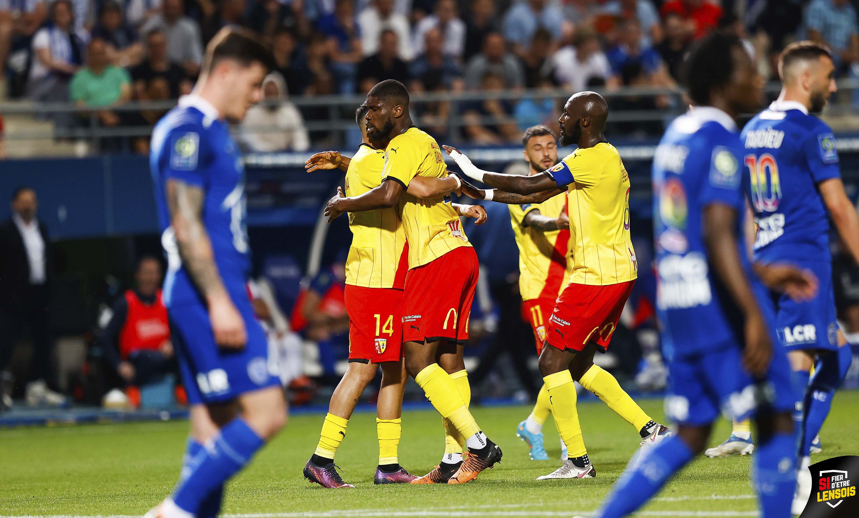 ESTAC-RC Lens (1-3) : le Racing voit triple à Troyes ESTAC-RC Lens (1-3) : le Racing voit triple à Troyes