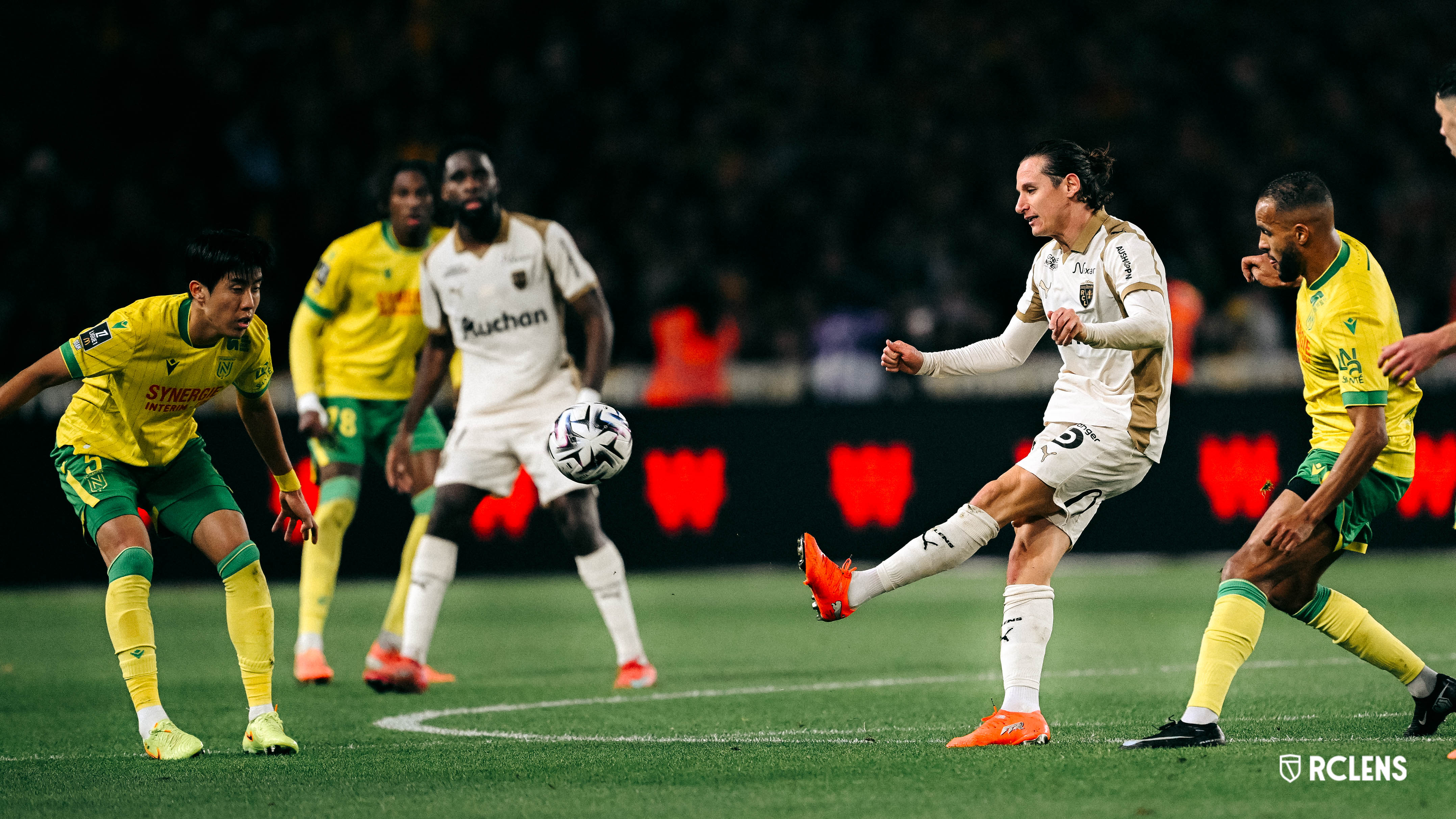 à la lampe sochaux-lens : Florian Thauvin