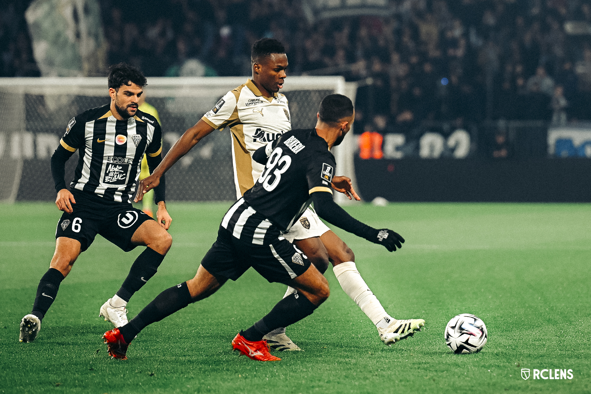 Angers SCO-RC Lens (1-2) Mamadou Sangaré Angers SCO-RC Lens (1-2) Mamadou Sangaré